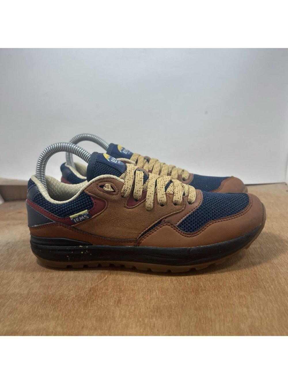 Lems Trailhead Women Size 7 Brown Navy Blue Shoes Sneakers